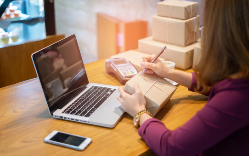 Kinh doanh hiệu quả với việc bán hàng trực tuyến (Nguồn: Internet)