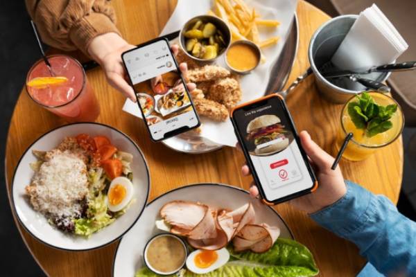 Bán đồ ăn vặt online được xem là kinh doanh siêu lợi nhuận (Nguồn: Internet)